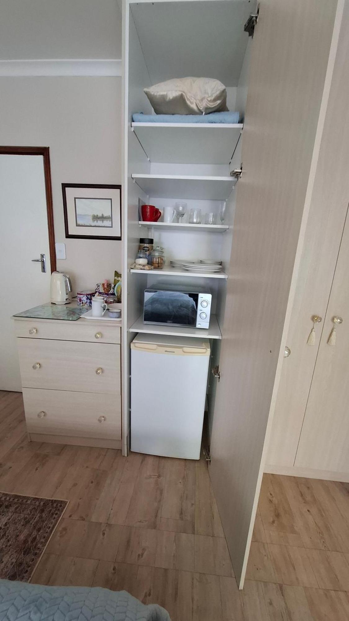 Belle Vue Guesthouse Херманус Экстерьер фото